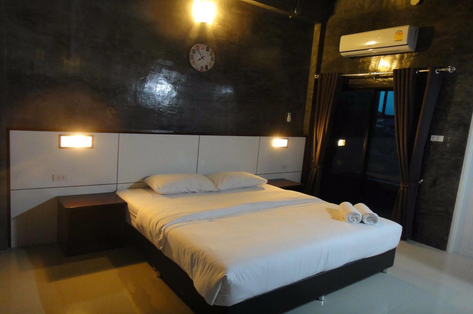 The Grace Hotel Kalasin Exterior foto